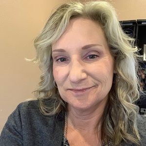 Meet your Posher, Lynn